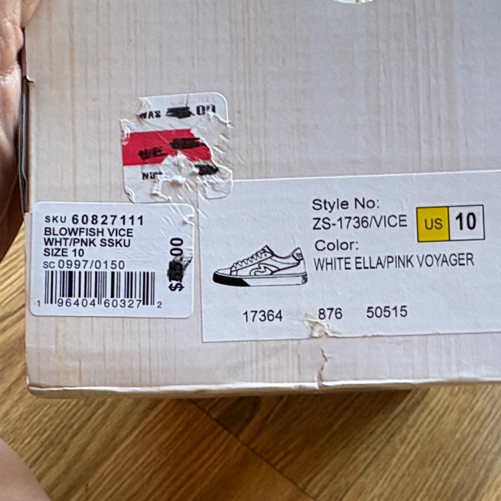 Blowfish Women's Sneakers in White and Pink - Picture 2 of 4